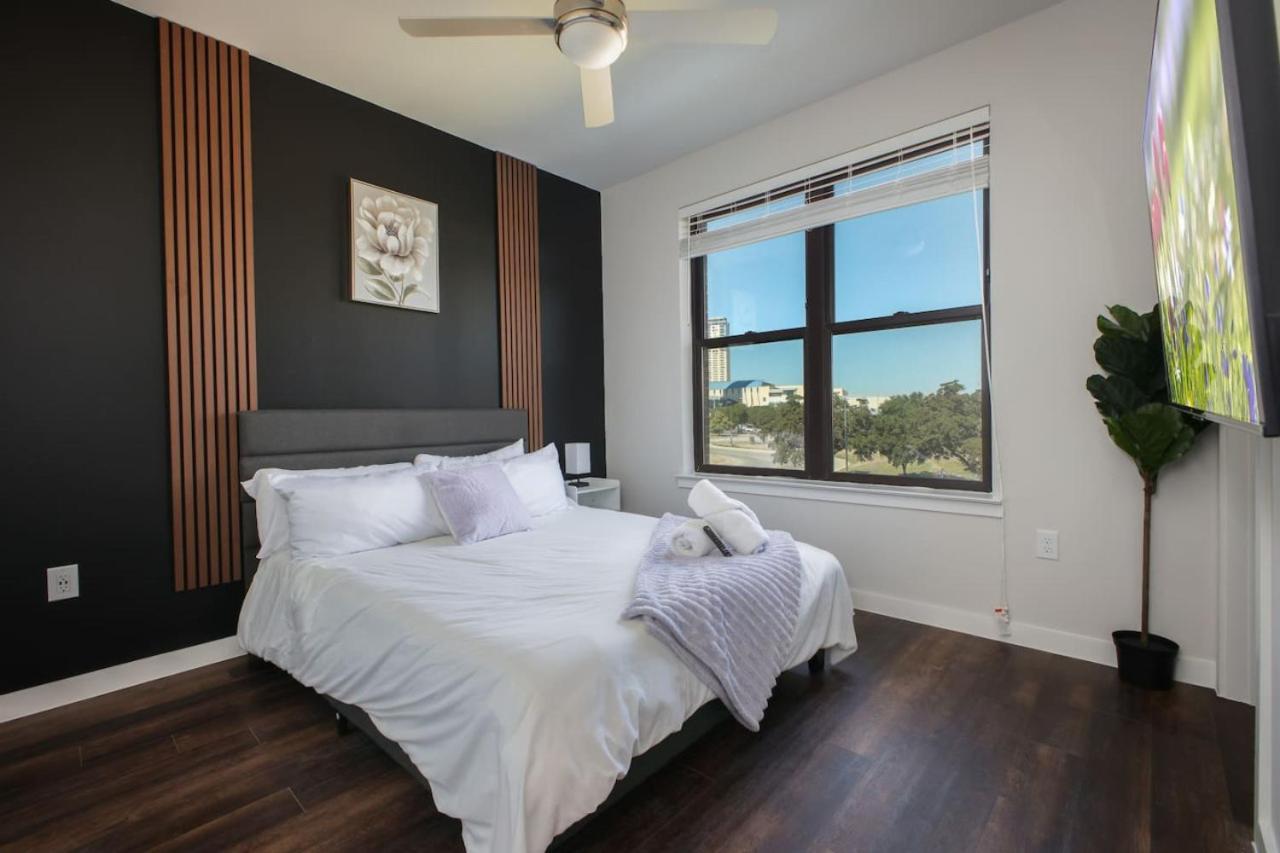 Stylish 2Br March Madness Alamodome Free Parking Apartment ซานอันโตนิโอ ภายนอก รูปภาพ